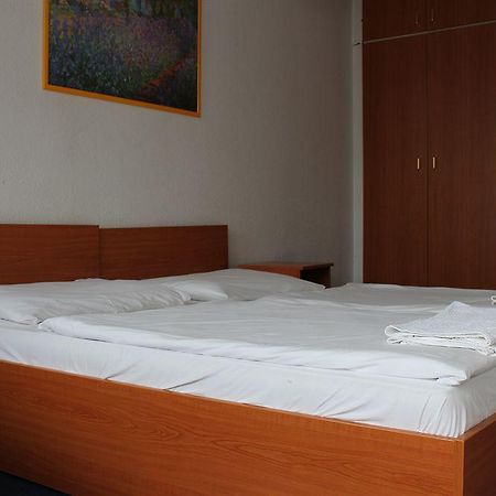 Romai Hotel Budapest Exterior foto